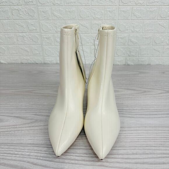 A New Day Lonnie Ankle Boots SZ 8 White Kitten Heel Stretch Side Zip Pointed Toe - Picture 4 of 10